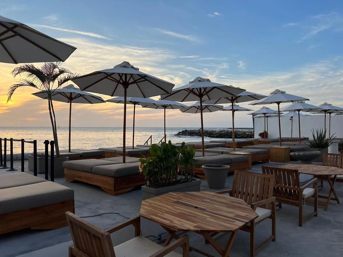 Wala Beach Club Cartagena 0*,  Colômbia