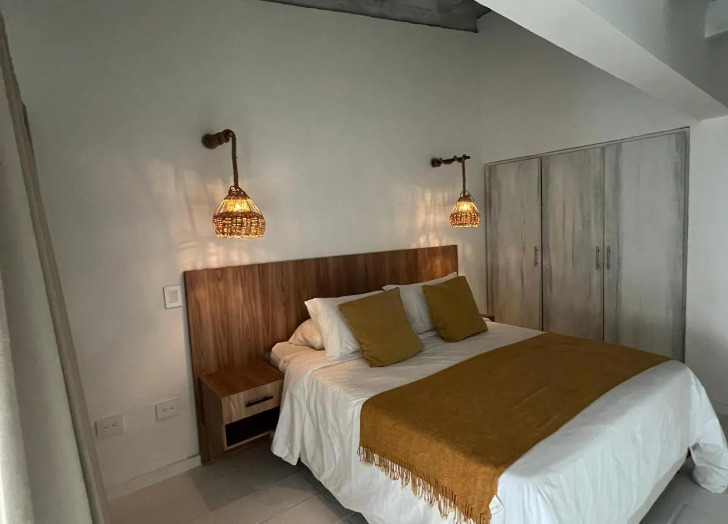 Wala Beach Club Cartagena Hotel