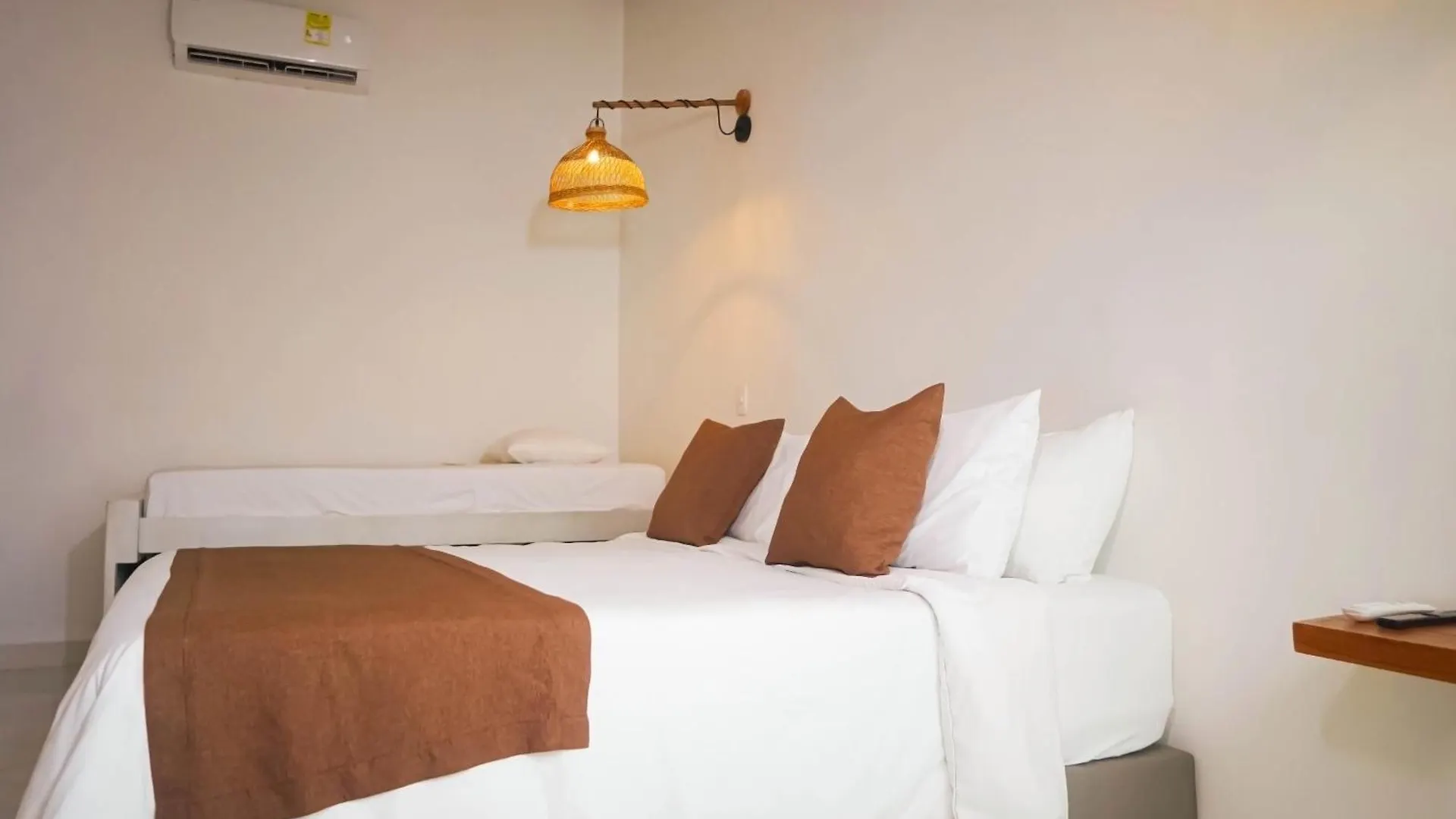 Wala Beach Club Cartagena Hotel